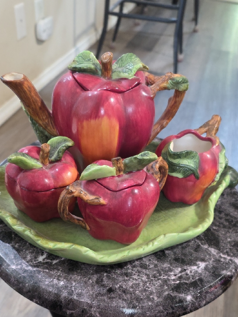 VTG Apple Ceramic Tea Set - Red & Green Fruit Design Great Condition🛑Uncommon🛑